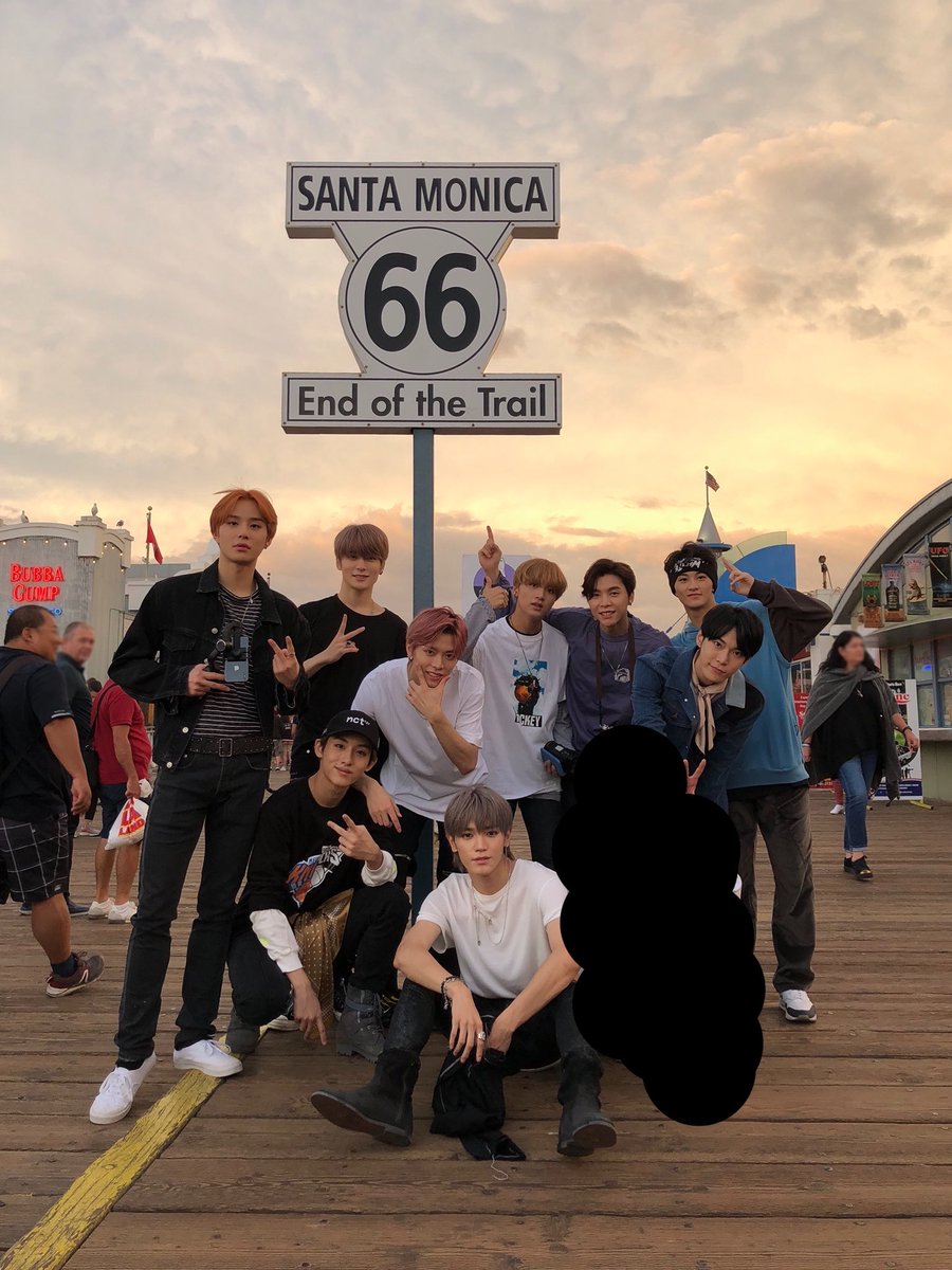 haejaeheart's tweet photo. just how fast                         the night changes https://t.co/zjmgHoUiWH