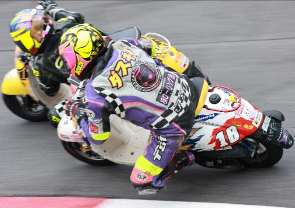38F2ML9majbB7Yf's tweet photo. RAINBOWmotoGP最終戦

エントリー開始！

ファイナルステージを駆け抜けてチャンピオンは誰の手に！
そしてシリーズチャンピオンは誰⁉️
開催クラスは
M✧︎SP✧︎グロム✧︎ミニ初級✧︎ミニ中級✧︎4st50FN✧︎4st250✧︎改造スクS1✧︎カブ✧︎PW50✧︎スク125

希望が有れば開催クラスのBクラス https://t.co/ZPJ087PAfo