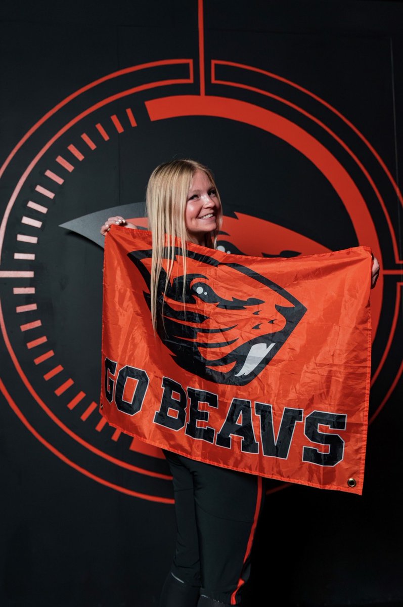 MarleighMac9's tweet photo. COMMITTED🧡🦫🙏

So thankful and excited to announce my commitment to Oregon State University!! 

@DiamondAddicts @LineDsoftball @los_stuff @SoftbalAmerica @BradyVernon @lightningperfkc @ExtraInningSB @RamseyTennMojo @Coach_MartyBall  @THEWOWSB @BeaverSoftball @lauraberg44 @CoachELeyba @WActivities @_CoachAB