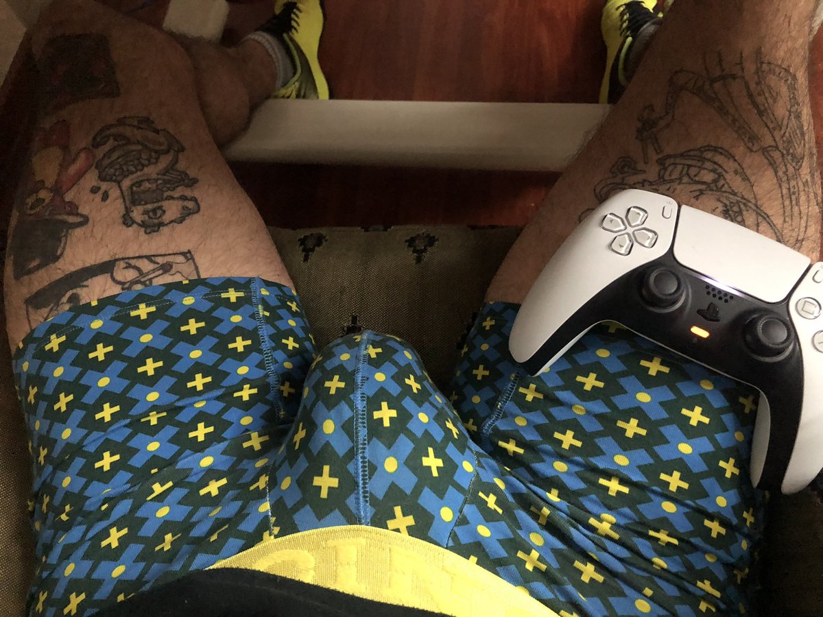 godiethx's tweet photo. Ya es hora de jugar Minecraft en directo en Tiktok https://t.co/PlAueDyLDB
