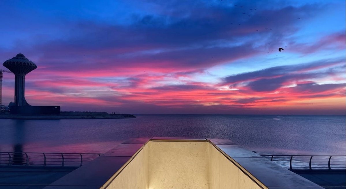 dq__ll's tweet photo. 5:27 🌅 https://t.co/A9EOqgxOY0