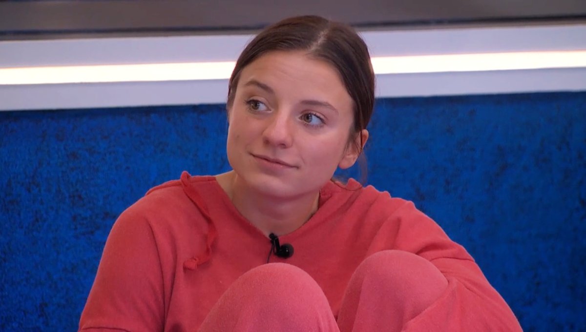 89razorskate20's tweet photo. ⏳WEEK 6, REPOST &amp; LIKE If You’re Team MALLORY! #BB28 https://t.co/C6MWicfsu0