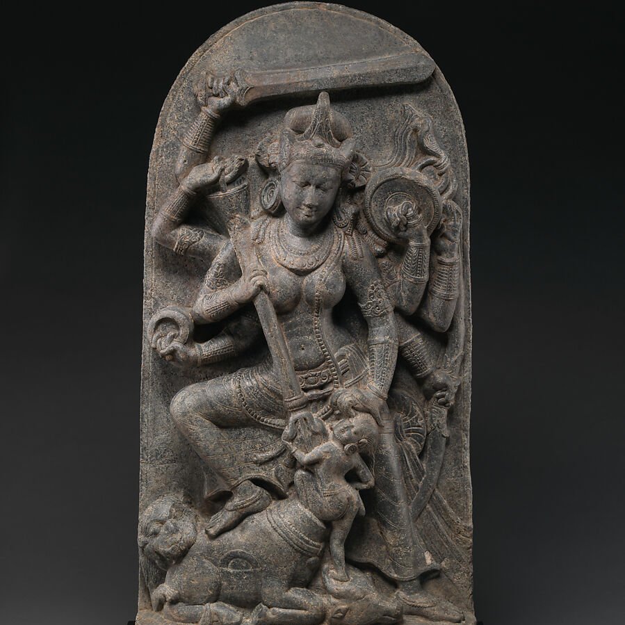 itihasa24's tweet photo. The OG Demon Slayer - Goddess Durga. 🙇‍♀️🙏 

Sculpture from the 9th century, Bihar, India.🇮🇳 https://t.co/X4qZJLuAF0