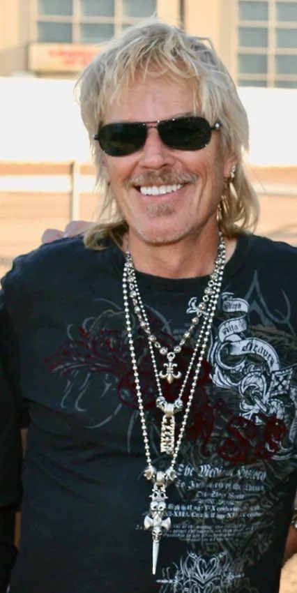 _AwesomeAlbums's tweet photo. Awesome Albums is saddened by the passing of Frank Beard yesterday.

Frank Beard was an American drummer best known for playing with ZZ Top from 1969-2026, though he didn’t tour in 2025-2026 for health reasons. He was 77 years old. https://t.co/cKi8TW6jTg