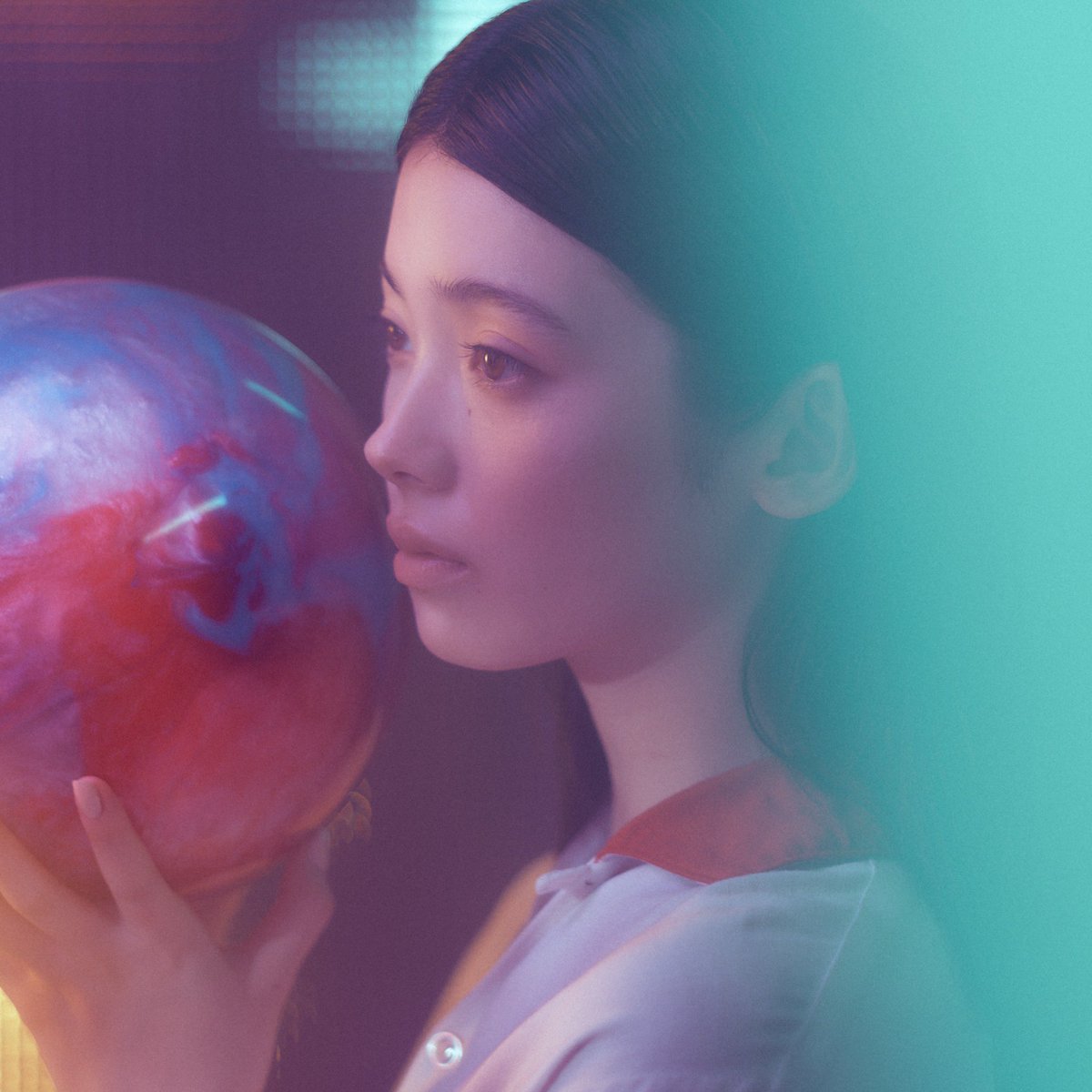 sumikaken's tweet photo. それぞれの生活の中でも、
みんなのうたに育ってくれますように🎳

https://t.co/aaFYjkj5cc

Model：南琴奈
Photographer：濱田英明 https://t.co/OhN4UHInjK