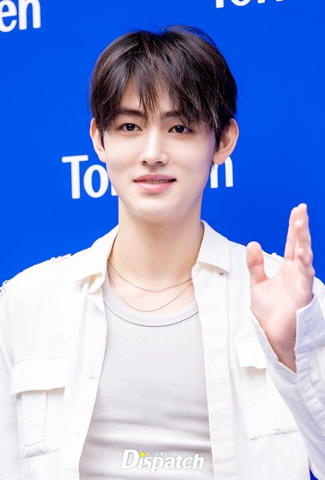 zhaoyufancokr's tweet photo. #SEONGHYEON at today’s Torriden event! https://t.co/Upg1j8t6uK