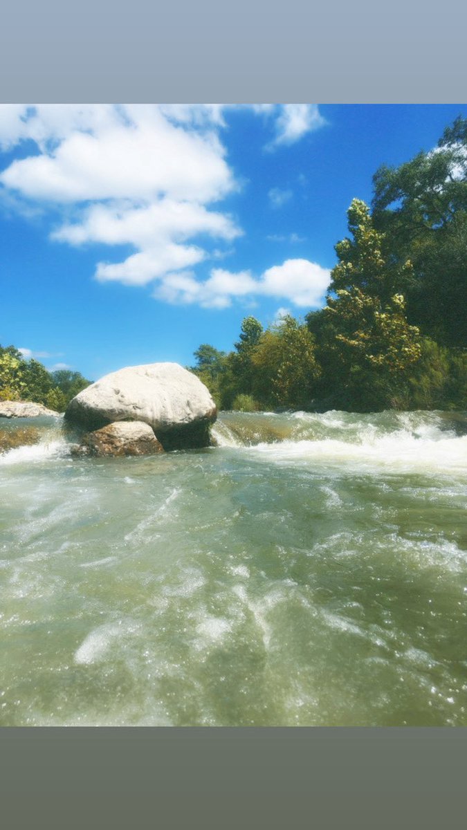 blondeinterIude's tweet photo. went to the guadalupe river and she stole my phone https://t.co/BBoLrTrjwI