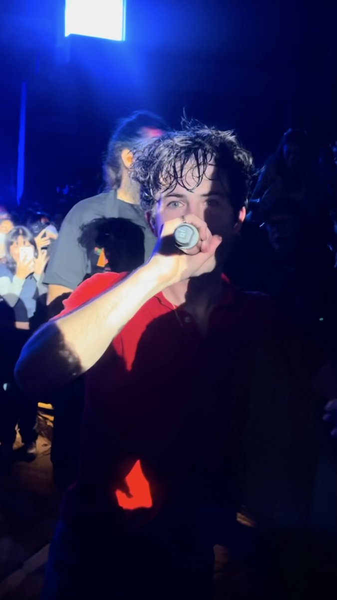 7stargirl1's tweet photo. #wallowstwt intro!!! 𑣲𝄞

hii i'm peyton (peytonisabellaa on insta)
- im 18
- i live near atlanta
- i've been to 4 shows (atl, charlotte, asheville)
- nothing happens is my fav album
- fav song is do not wait &amp; remember when
- braeden girlie

LETS BE MOOTS https://t.co/umda583qPT