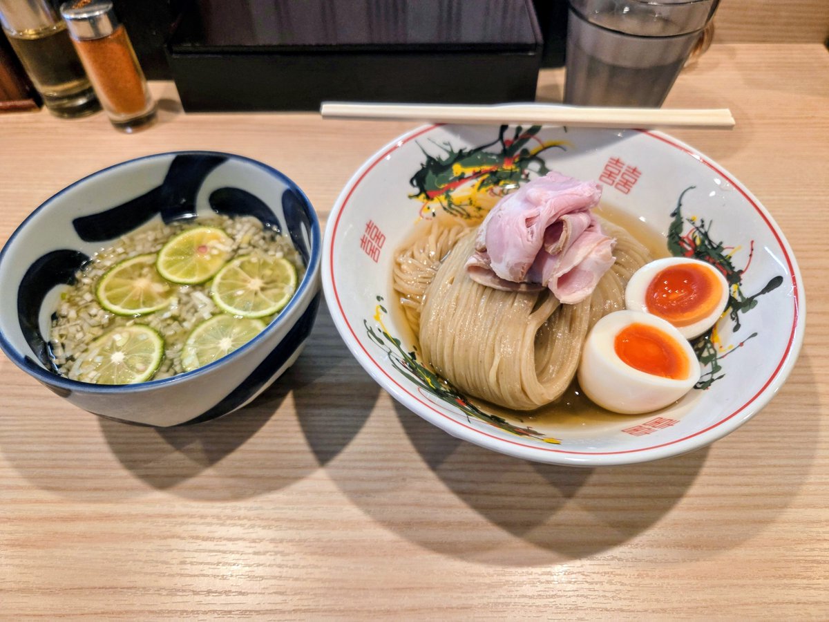 Tatsuosky's tweet photo. ラー活した🍜

水原製麺
すだち冷やひや味玉入り https://t.co/limFrgShwY
