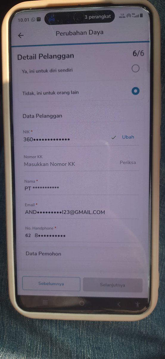 Kakashiindra's tweet photo. @pln_123 Ini gimana yah kak? Isi data pemohon dengan data saya aja apa cukup? https://t.co/wrnhB1bMN9