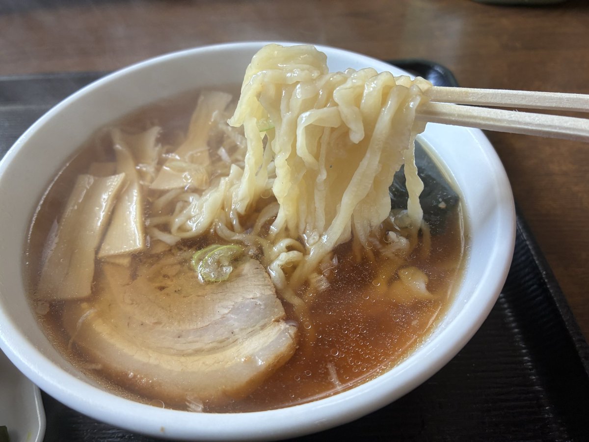 go5tiger's tweet photo. 栃木県佐野市　佐野市に来て佐野ラーメンを食べずに定食屋さんへ　これが当たり　カツ丼半ラーメンセット　肉厚で大満足 https://t.co/YimUPrATEh