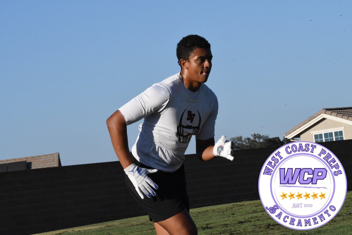 WCPSacramento's tweet photo. What does a rising Bella Vista program look like?

Start with players like Christian Taylor.

The tight end has grown from a junior-program running back into a playmaker with D1 aspirations.

Story: https://t.co/H5oAlIpVDQ https://t.co/BuBvvLfjUL