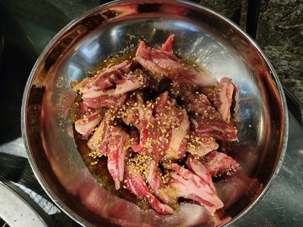 dmxbsusk's tweet photo. 주말에 먹은
양념 소갈비~~ https://t.co/gTe0p30BXx