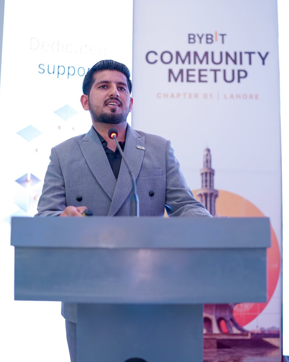 Bybit_Official's tweet photo. A great milestone for Bybit Pakistan π΅π° @BybitSouthasia
Chapter 01 of our Community Meetup in Lahore, bringing together traders, KOLs, and partners for an evening of networking and learning.
This is just the beginning π
#Bybit #BybitPakistan #CommunityMeetup https://t.co/MnCVsIfZBG
