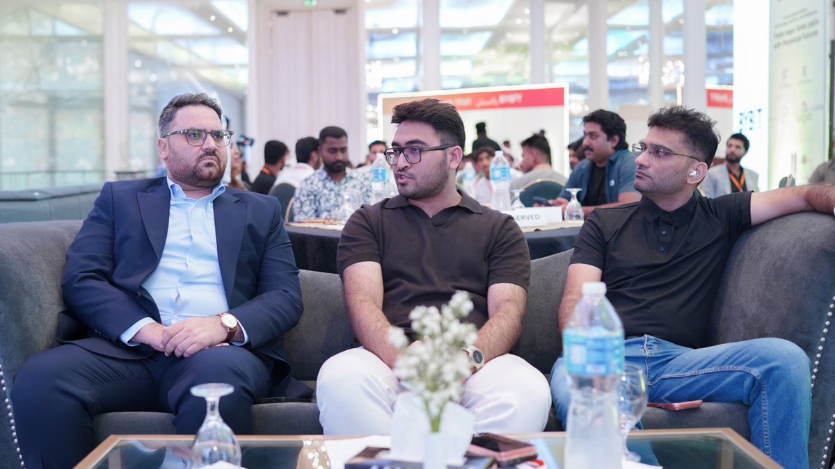 Bybit_Official's tweet photo. A great milestone for Bybit Pakistan π΅π° @BybitSouthasia
Chapter 01 of our Community Meetup in Lahore, bringing together traders, KOLs, and partners for an evening of networking and learning.
This is just the beginning π
#Bybit #BybitPakistan #CommunityMeetup https://t.co/MnCVsIfZBG
