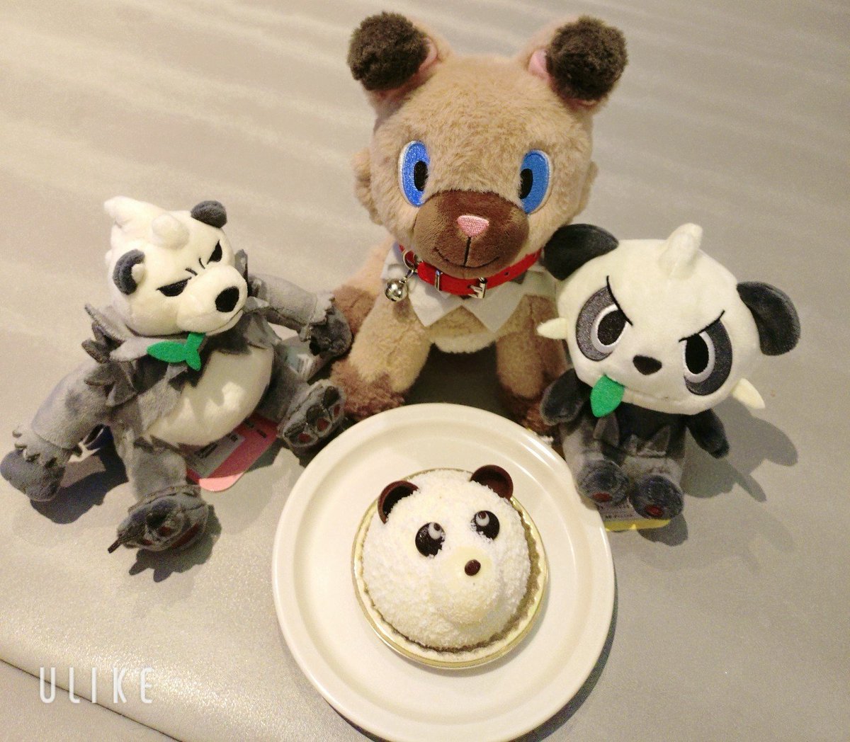 iwanko0805's tweet photo. パンダ🐼のケーキ🎂可愛くて食べるのが勿体無い😋 https://t.co/neeg0Wzqdb