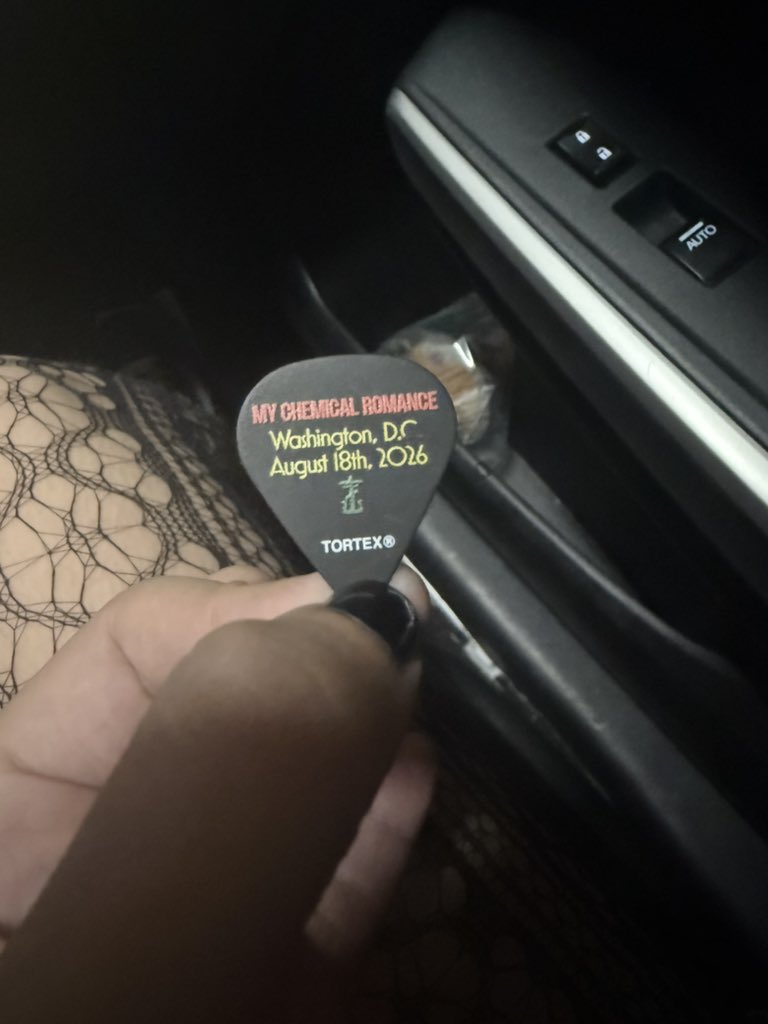 TUCKTHONY's tweet photo. GOT A FRANK PICK https://t.co/fDnd0rBMhC