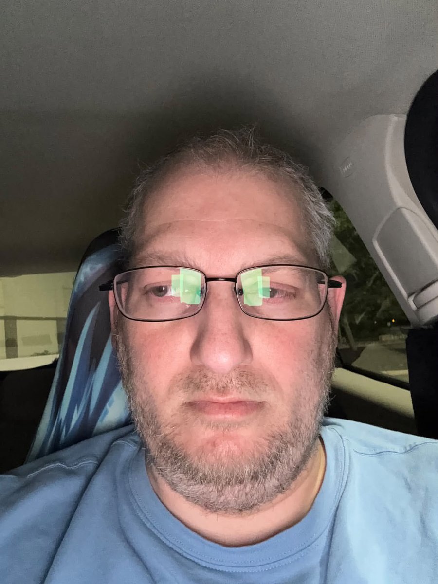 FredMillerxc0n's tweet photo. Going home https://t.co/80i9j3Dgt1