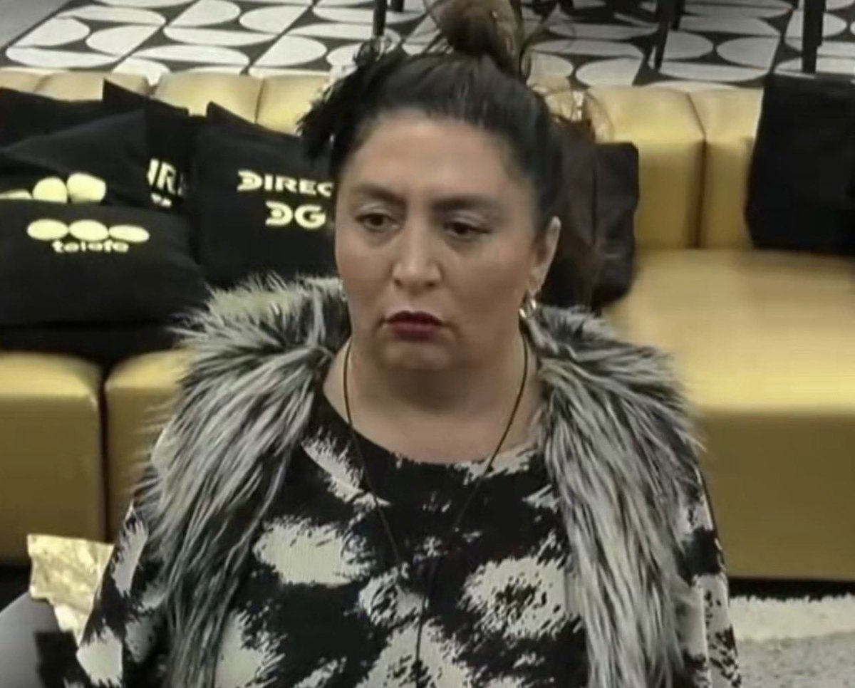 pincolulogh's tweet photo. Teniendo a Pinco y Sol juntas en placa y en vez de ir por Yipio prefieren ir por Tamara... cuestionable #GranHermano https://t.co/i3c2mntgzB