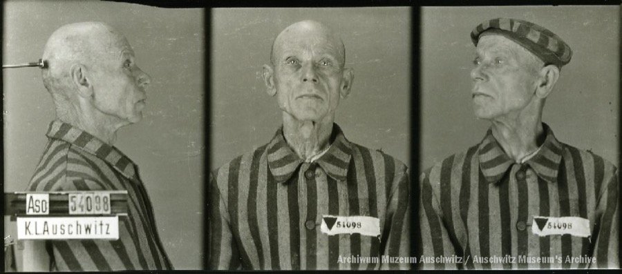TomFromKatowice's tweet photo. My name is August Wittek 🇵🇱
from Stanowice, born on Nov. 1, 1874
in Wyrów.
I was murdered by #Germans in their #Death camp #Auschwitz on
August 1️⃣9️⃣, 1942 at the age of 6️⃣7️⃣ only because I was a #Pole.
I survived 1️⃣9️⃣ days.
Please, #NeverForget me!
#genocide #NeverAgain #WWII https://t.co/3qRzvR5ife