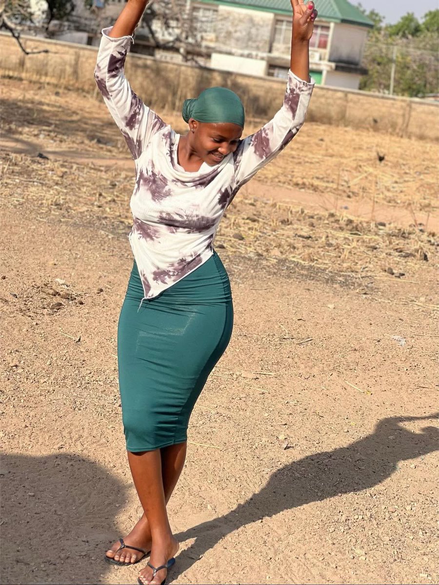 Zainabu_Mahd's tweet photo. Hello🥰 https://t.co/hb553Uo8vI