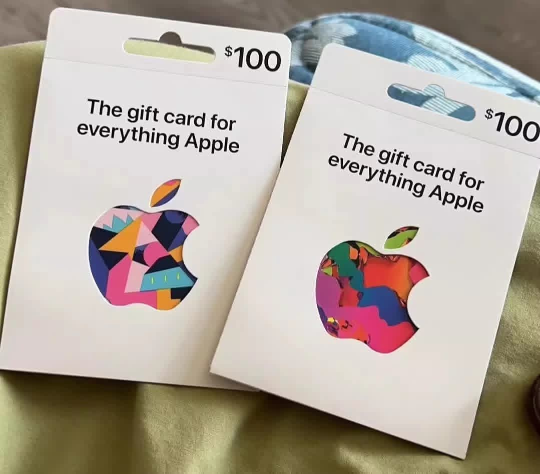 albert73643's tweet photo. I got the card already 

Are you real https://t.co/rbxIm1CWG1