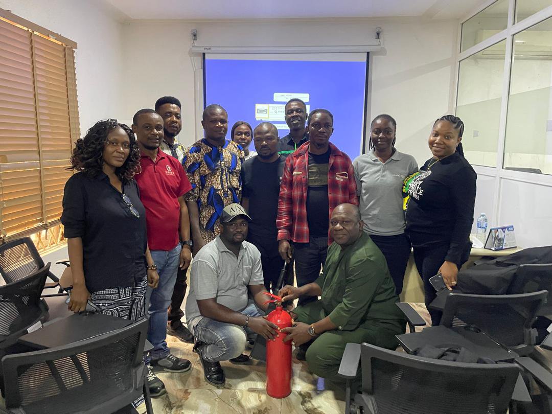 echitayo's tweet photo. We recently concluded an intensive Fire Safety Training for the team at E-Jerrys Nig Limited.

It was an all-hands-on-deck session. 

#ECHITECH #FireSafety #HSETraining #WorkplaceSafety #Nigeria #EJerries https://t.co/xOxy8uFyc3