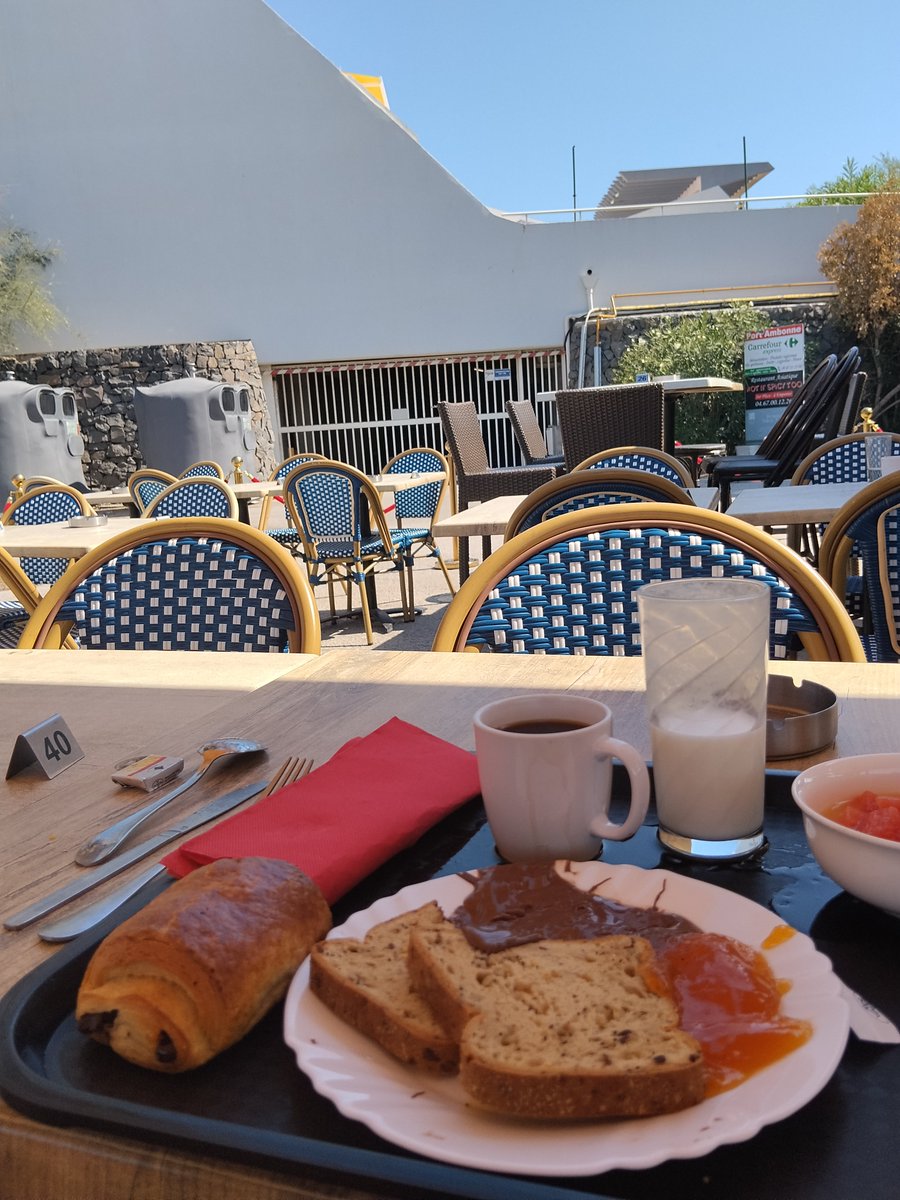 AixmenProd's tweet photo. breakfast... #natu #capdagde #breakfast #aixmenprod
https://t.co/sVPcF9DPeK https://t.co/7KoKqtV6jl