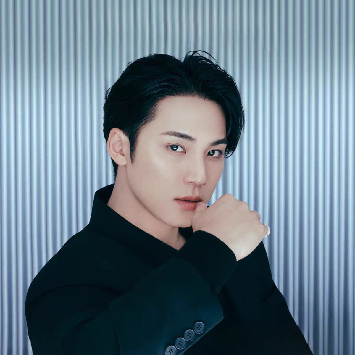 mingyuHQpics's tweet photo. 🖤 https://t.co/Hhr7oguPkd