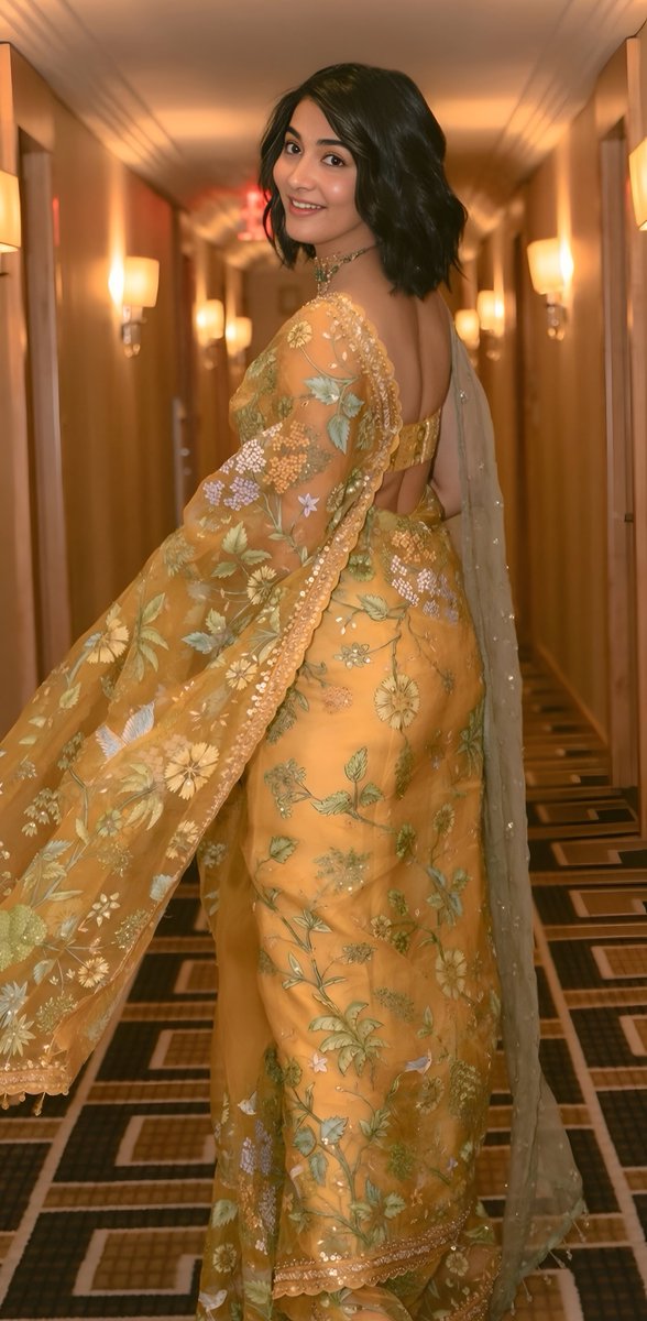 INDACTRESSPIC's tweet photo. When the saree drapes just right and the eyes do the talking… 
Pooja Hegde in full goddess mode. Yellow never looked this intoxicating. 💛🔥 https://t.co/DFeyOS3sc1