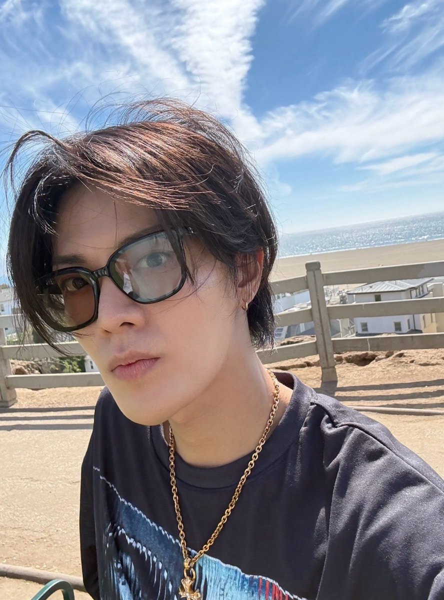 yutapics's tweet photo. #YUTA IG UPDATE 

“Route 66. Chasing light✨” https://t.co/BEOnFJOEuM