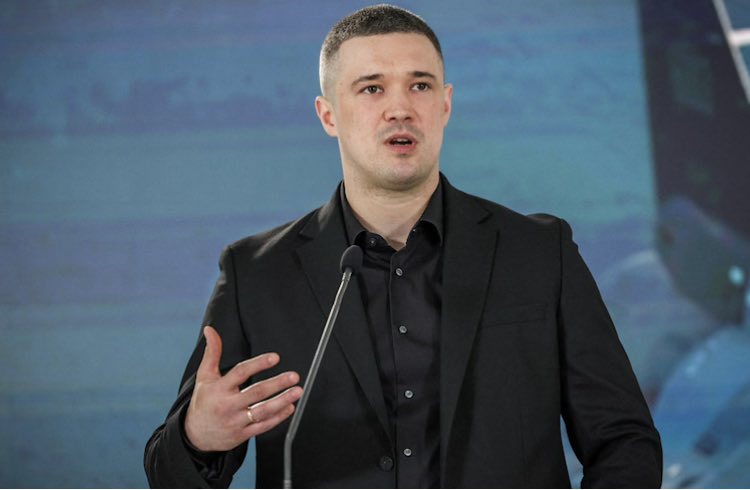 joni_askola's tweet photo. Anyone pushing for wartime elections in Ukraine needs to explain the logistics. 

How do you include frontline troops and ensure occupied regions can vote? 

How do you protect voters from strikes?

How do you keep Russia from weaponizing the chaos to weaken and divide Ukraine? https://t.co/ltMHfb7baH