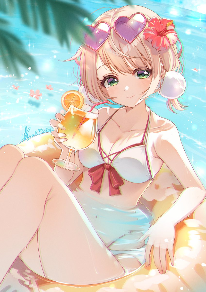 Haruki50501's tweet photo. うい先生×水着👙🏝️✨✨ https://t.co/c2tLffc8Zr