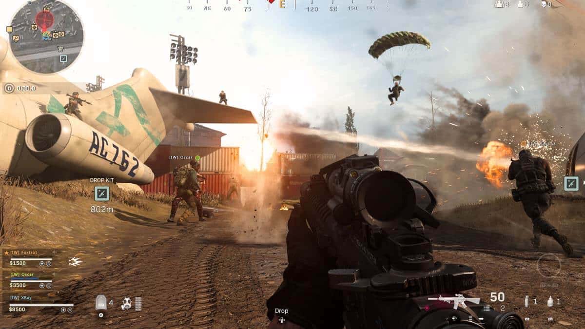 tab_lrsa's tweet photo. I won't lie. I kind of like the HUD from this #GTA6 #leak. It’s a bit cartoonish and emoji style. For my personal taste contrast a bit with violence and realism. 

After all, there are much worse HUDs out there. https://t.co/XTqEojG7hY