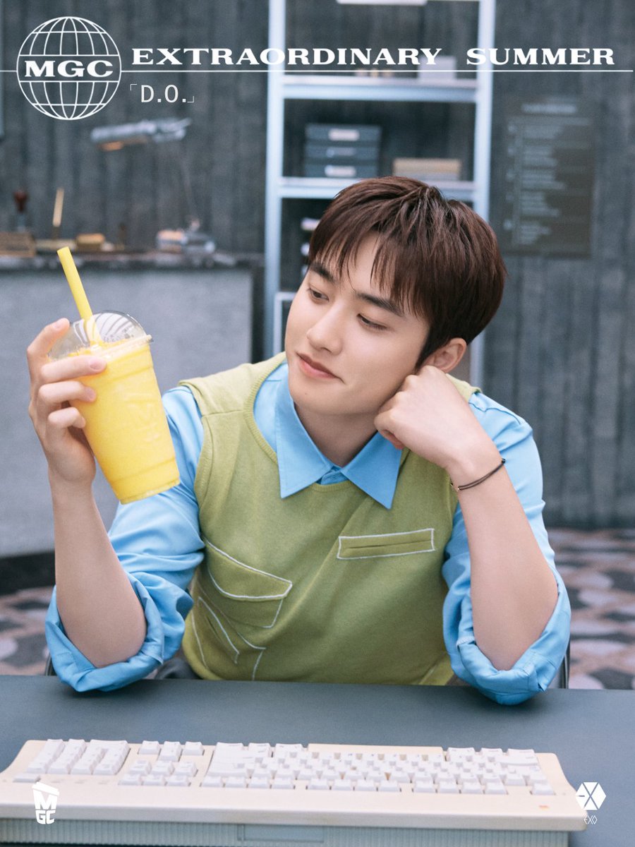 mega_mgc_coffee's tweet photo. 𝐄𝐗𝗧𝗥𝗔𝐎𝗥𝗗𝗜𝗡𝗔𝗥𝗬
( : 𝒔𝒖𝒎𝒎𝒆𝒓 )

반복되는 회의에
희미해지는 정신력 📑

이 순간! 달콤함을 들고
디오 요원 출동 =͟͟͞͞( 🕶)ว

달콤한 제철 초당옥수수와
고소한 초당옥수수 콘 듬뿍 씹히는 🌽
초당옥수수 프라페 한 잔으로

생각은 잠시 𝙊𝙁𝙁
행복은 지금 𝙊𝙉 - ⚡️
𝐦𝐢𝐬𝐬𝐢𝐨𝐧 𝐬𝐮𝐜𝐜𝐞𝐬𝐬

-
너를 노래해⠀
메가MGC커피⠀
-⠀
⠀
@weareoneEXO #EXO
#메가MGC커피 #메가스테이션
