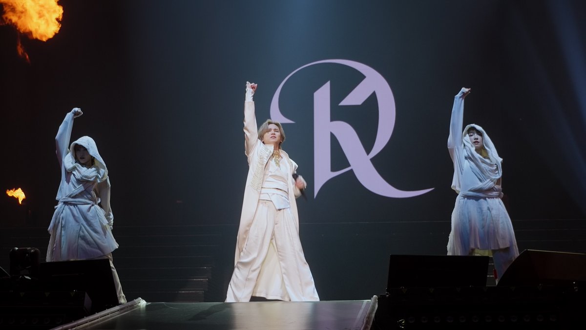 KOICHIDOMOTO_EL's tweet photo. Blu-ray ＆ DVD 
KOICHI DOMOTO 
LIVE TOUR 2025 RAISE 
2026.9.23 Release 

 ━━━━━━━▷━━━━━━━ 
ミュージカルさながらの演出と壮大なサウンドで、
物語の世界へ——
「The beginning of the world」を公開📹
https://t.co/bF9z8znafm

ご予約はこちらから
🔗 https://t.co/O1skZZgmxm https://t.co/Pc2ZBTLZ53