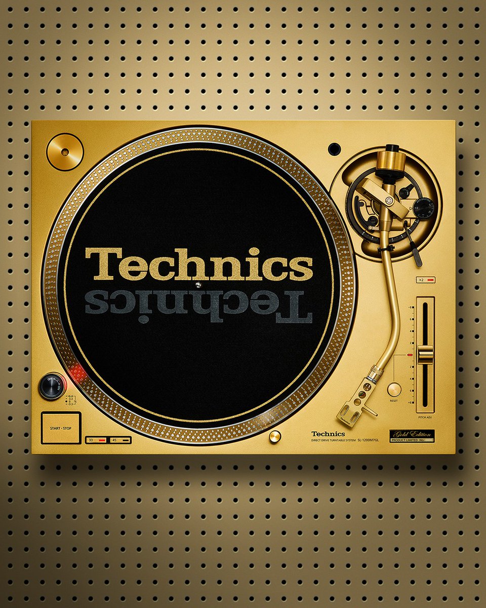 technics's tweet photo. The 55th Anniversary Model for the SL-1200 Series
Direct Drive Turntable System SL-1200M7GL/M7G <Gold>

As DJ culture expands beyond clubs into cafés, lounges and other spaces, seven distinctive colors are designed to complement every setting.

#Technics #SL1200_55thAnniversary https://t.co/6uB4HVJVv0