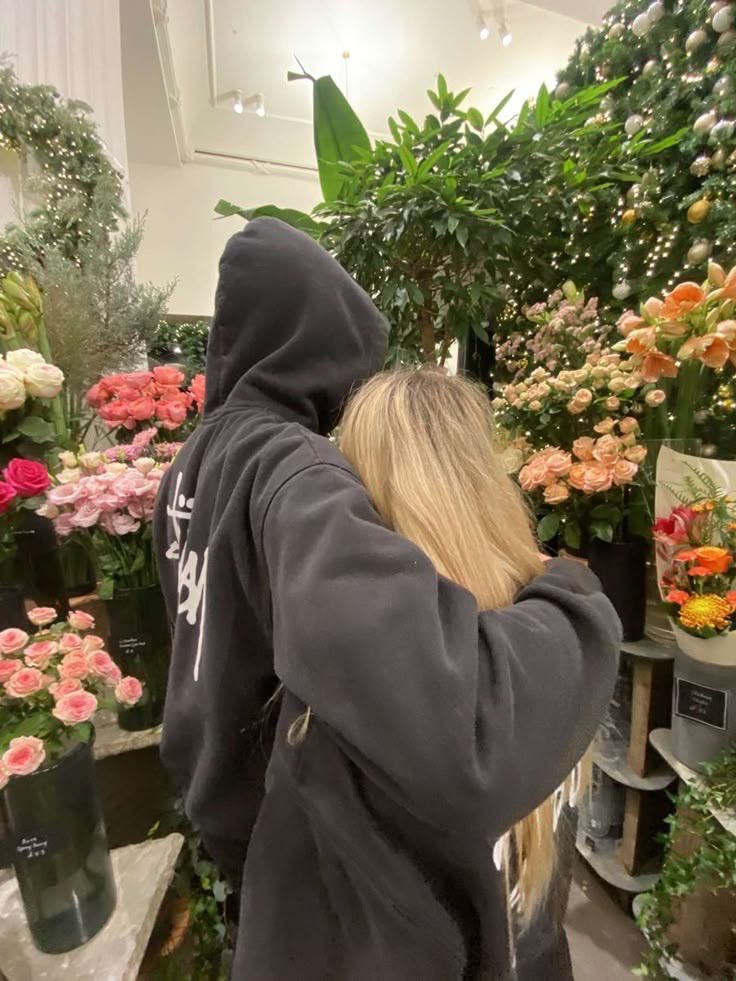 sullenfil's tweet photo. is it cool? 🍓 #brimiga ff

La novia de 🍓 le pide abrir la relación.
🐜, dispuesto a ayudar a su amigo, le propone un plan.

https://t.co/BtqOmqByGi https://t.co/cLareNMKHJ