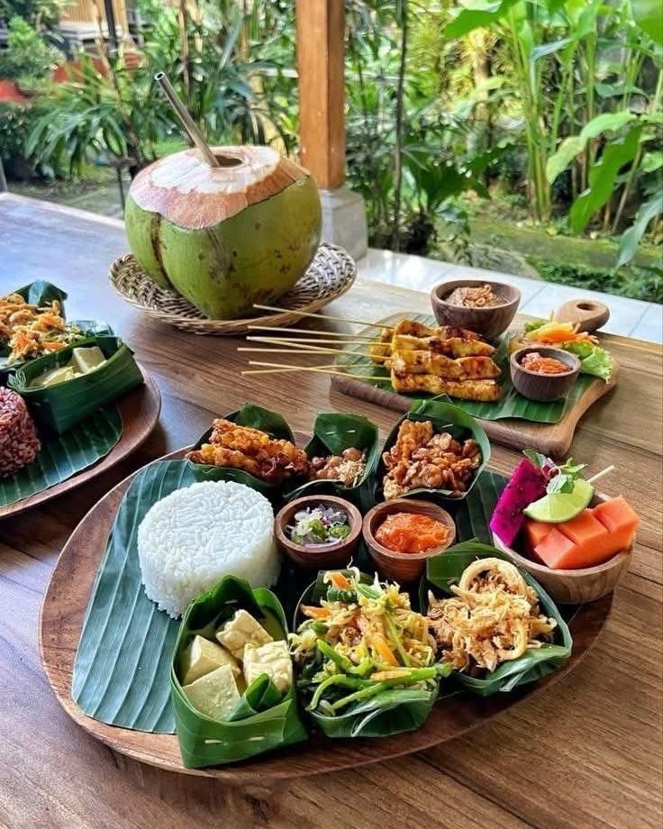 cappuchn0's tweet photo. Makan siang, masih dari Bali. Sepertinya ada betah ini di Bali😂 https://t.co/qShDISOHZ2