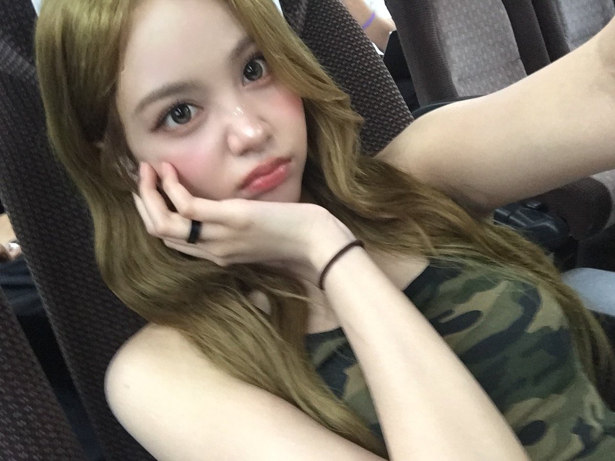 dderiy_'s tweet photo. 와 존예ㅠㅠㅠㅠ https://t.co/4gaO8h0G7I