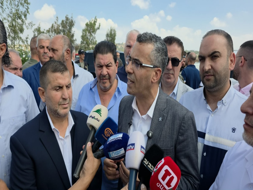 internatio79191's tweet photo. الوزير هاني يستهل جولته العكارية من الكواشرة ويطلق سلسلة مشاريع لدعم المزارعين
#لبنان 
https://t.co/E4bT0PbChP https://t.co/ZoFbXq92H9