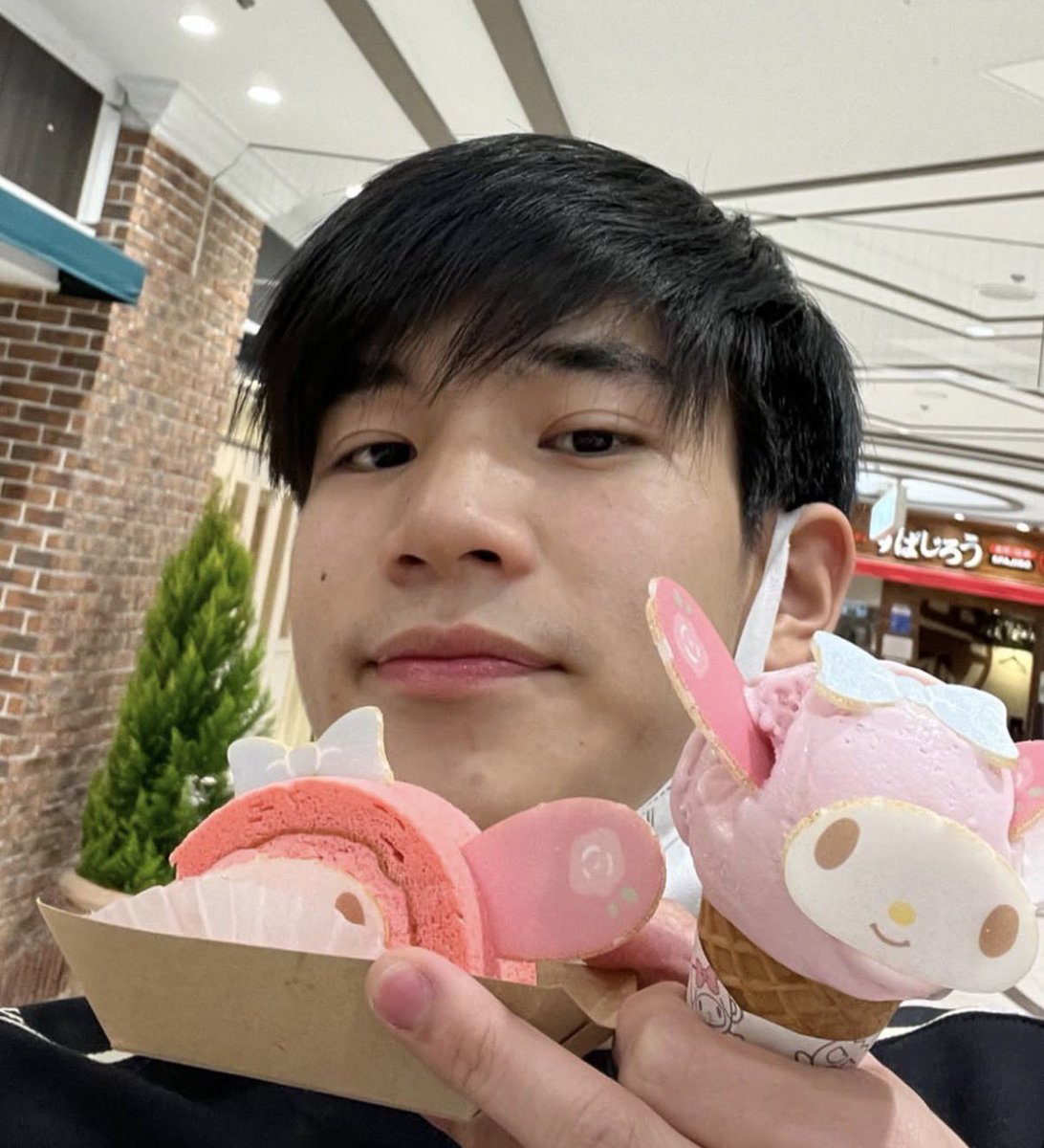 onedayspn's tweet photo. โตขึ้นสามเซนจีงๆ เหนของหวานแล้วตาเป้นประกายที่ฉุดดดด 💖🎀🤏🏻🤏🏻🤏🏻🤏🏻⭐️⭐️✨✨ https://t.co/SDw18KL04p