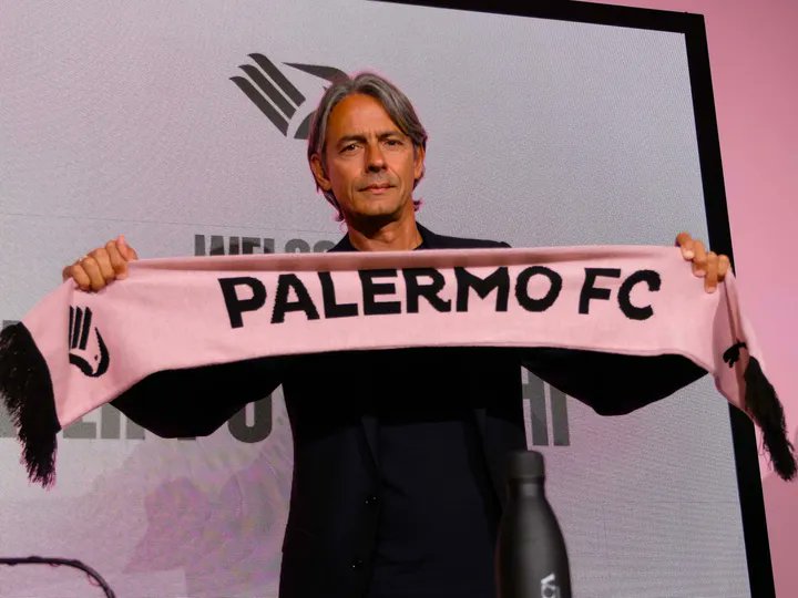 nocontextfm1's tweet photo. Which team do you now support/follow irl because of Football Manager? 

I'll start. https://t.co/bjexONoS4v
