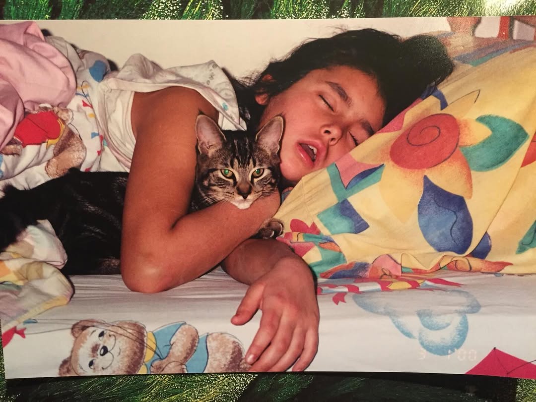 CLEITINHOVC321's tweet photo. i’m told i still sleep like this https://t.co/BROEDZByk7