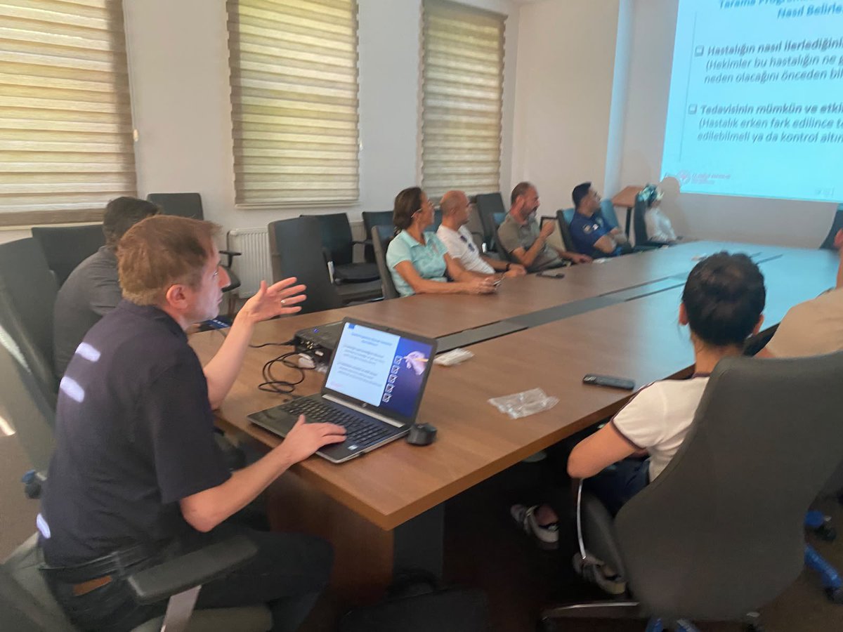 can_ilce's tweet photo. Uzm.Dr. Hüseyin Burak Tomakin tarafından Çan İlçe Emniyet Müdürlüğü personellerine "Evlilik Öncesi ve Çocukluk Çağı Tarama Programları" konulu eğitim verilmiştir. https://t.co/XmHAdhEzek