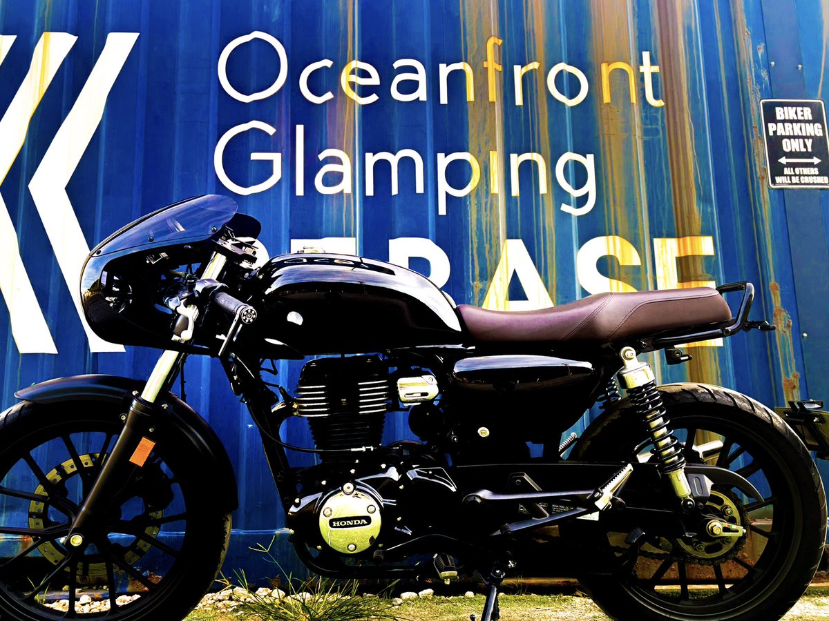 skull_oji's tweet photo. GB350

知多半島ROUTE37

Ocean Terrace 37CAFE

#GB350 #GB350s #Caferacer #バイクのある風景 #バイク好きと繋がりたい https://t.co/FpIodsx1NF