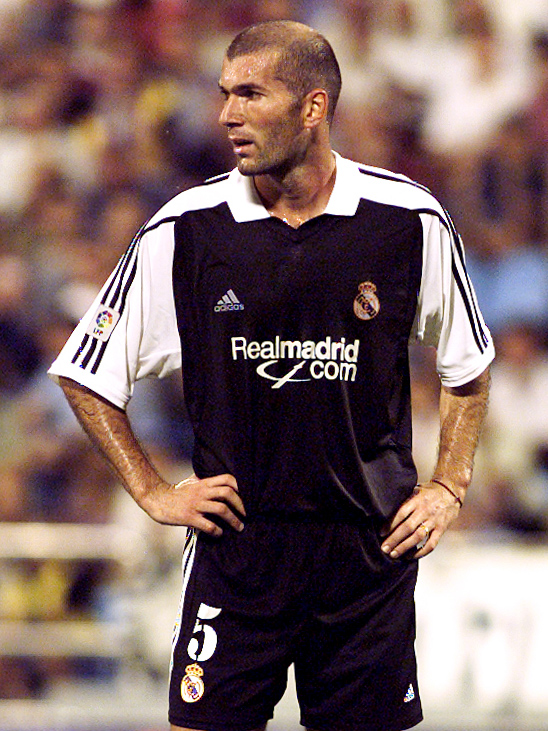 realmadriden's tweet photo. 🤩 25 years since Zidane's debut! https://t.co/4g1vSTUV8L
