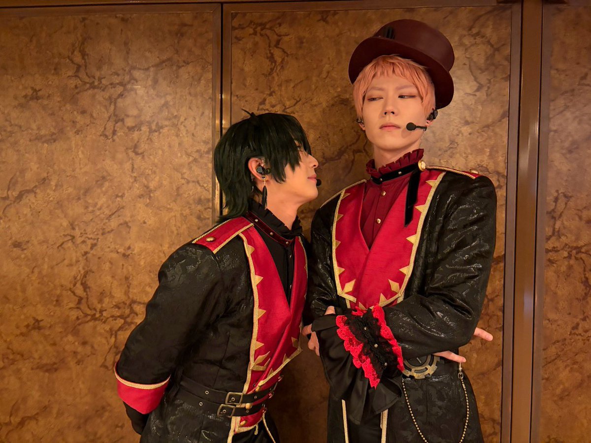 ttttttaikki103's tweet photo. 『あんさんぶるスターズ！THE STAGE』
-10th Anniversary LIVE-

先日終了いたしました。

引かず！媚びず！顧みず！それがValkyrieなのだよ！🥀

Valkyrieとして、斎宮宗としての矜持を示せていたら嬉しく思います。
ありがとうございました…！ https://t.co/wHNr3JYfm6