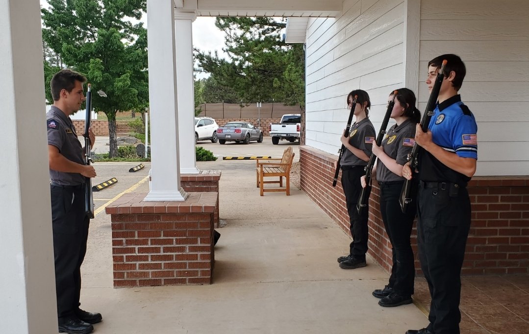 FFROAUSA's tweet photo. Honoring the Colors 🇺🇸

Our elite Future First Responders of America Color Guard (rifles) is pictured here doing a quick practice before assisting the flag barriers posting the colors as a team for the Annual Salvation Army Fundraiser. https://t.co/7J5iZLqqsA