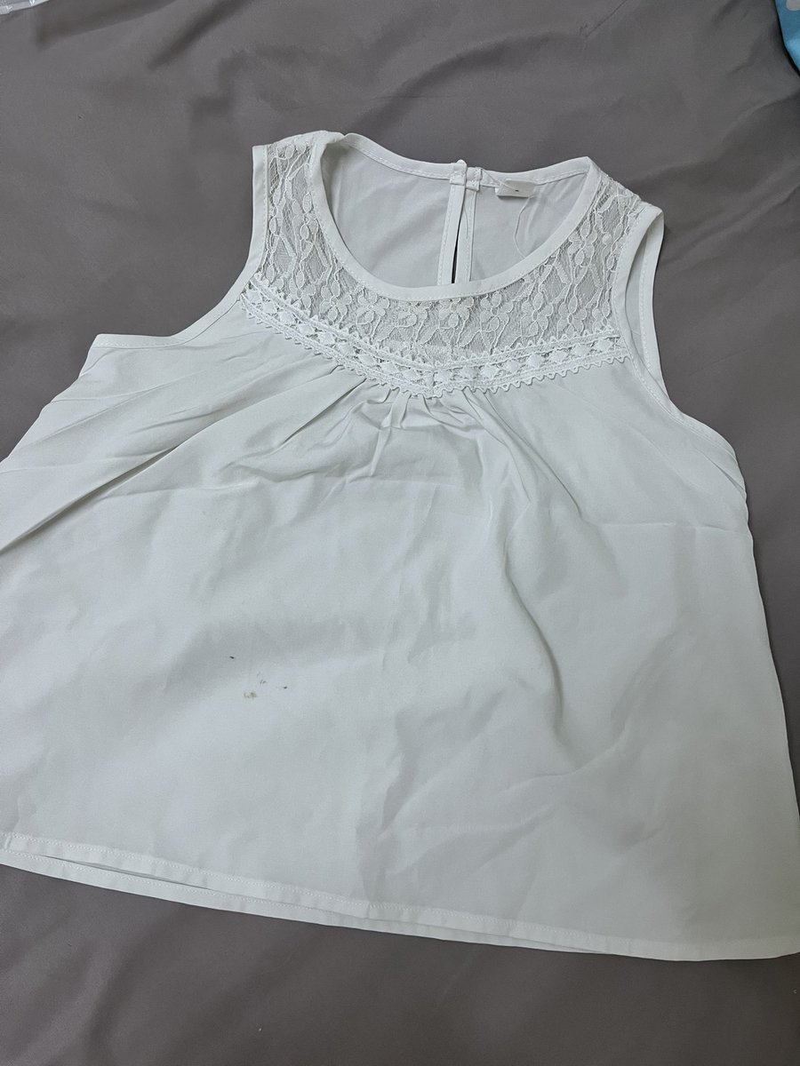 usedvvvvv's tweet photo. เสื้อแนวแฟรี่คนตัวเล็กใส่ได้น้า
Price : 20 https://t.co/CKyZMmsFSA